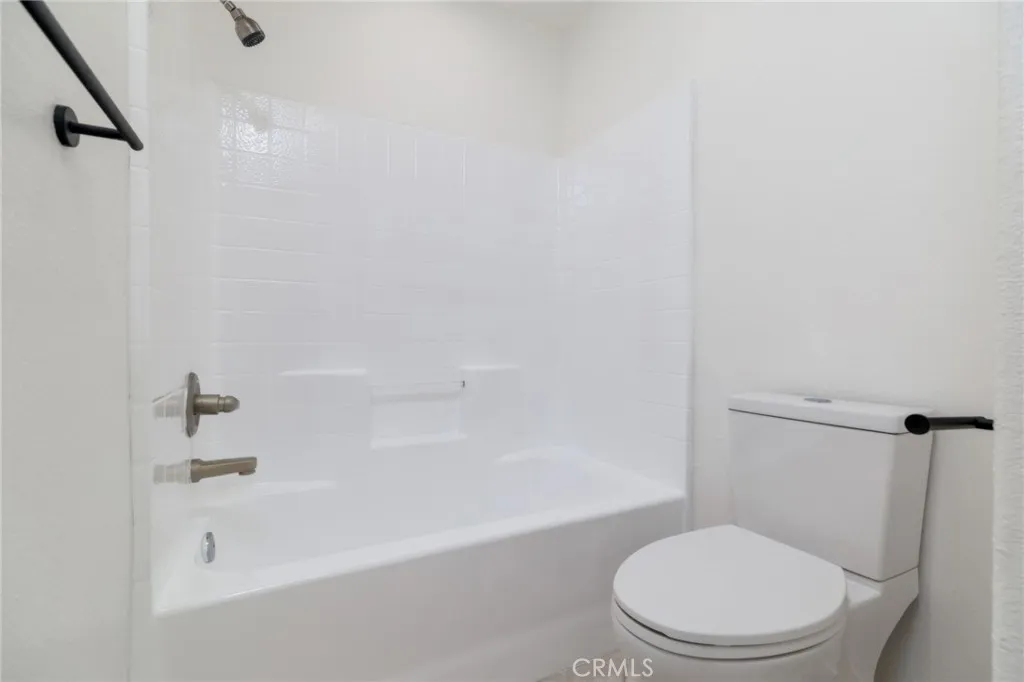 51621 Riza, Cabazon, California 92230 home-pic-16